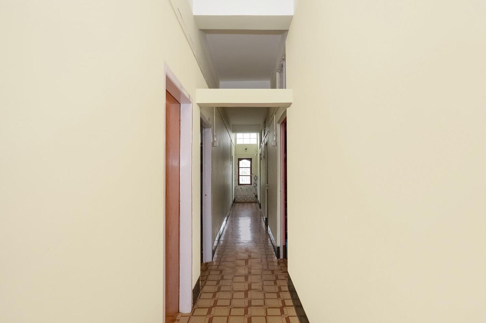 Hotel O Kirtti Inn Soalkuchi Extérieur photo